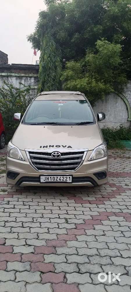 Toyota Innova 2011 Diesel 140000 Km Driven