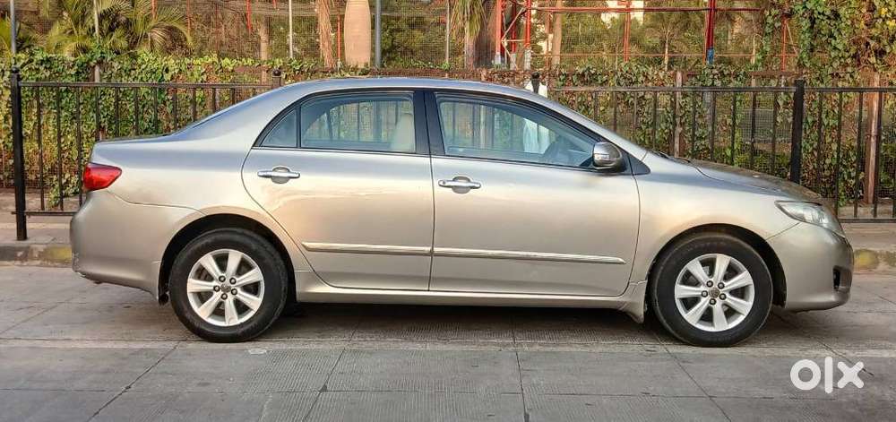 Toyota Corolla Altis 2010-2013 Vl, 2010, Petrol