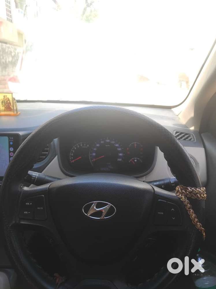 Hyundai Xcent 2015 Manual