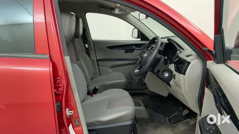 Mahindra Kuv 100 Mfalcon G80 K4 5str, 2016, Petrol