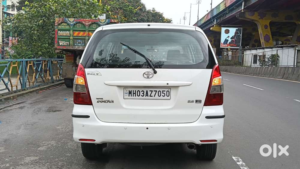 Toyota Innova 2.5 G (diesel) 8 Seater Bs Iv, 2011, Diesel