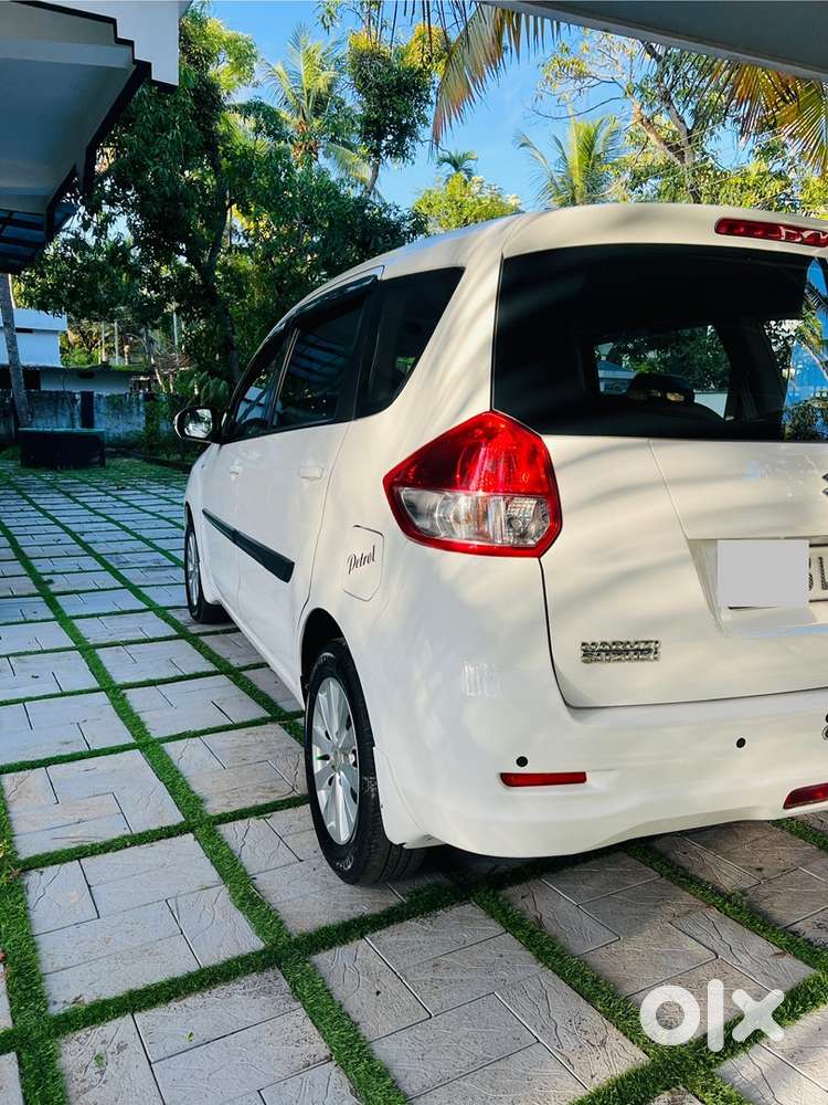 Maruti Suzuki Ertiga Petrol 2015