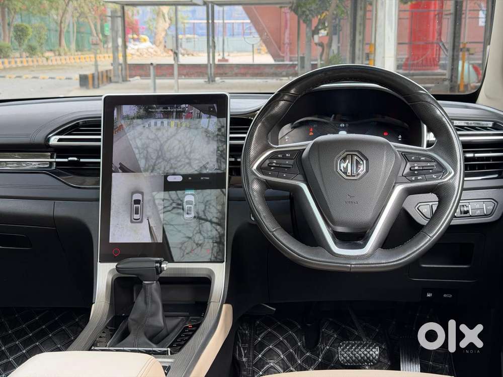 Mg Hector Plus Sharp Pro 1.5 Turbo Petrol Cvt 7 Str, 2023, Petrol