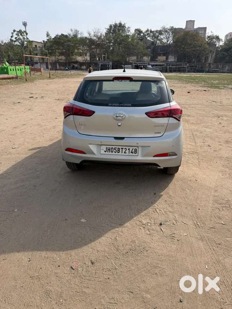 Hyundai I20 2017 Petrol 64000 Km Running