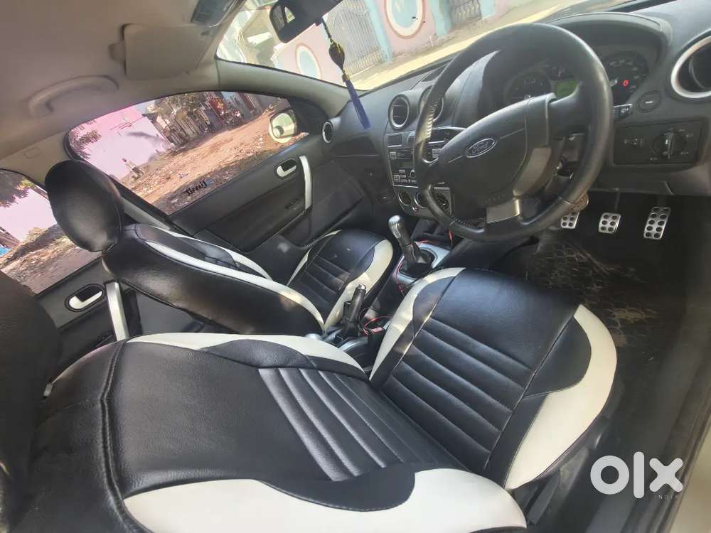 Ford Fiesta 1.6 Durateczxi W Abs 2010