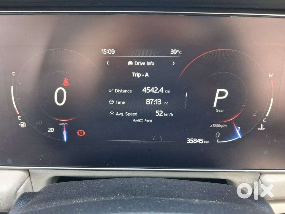 Mahindra Xuv700 2.2 Ax 7 Diesel At Str, 2023, Diesel