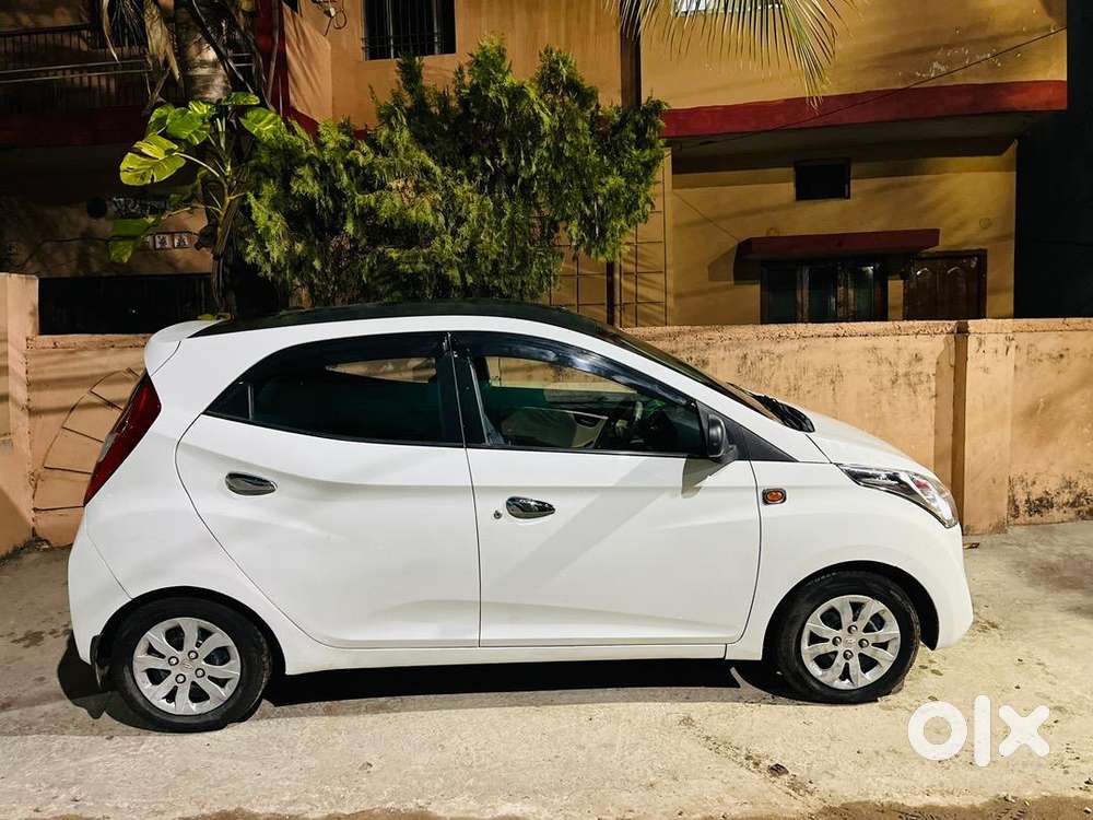 2016 Hyundai Petrol Car