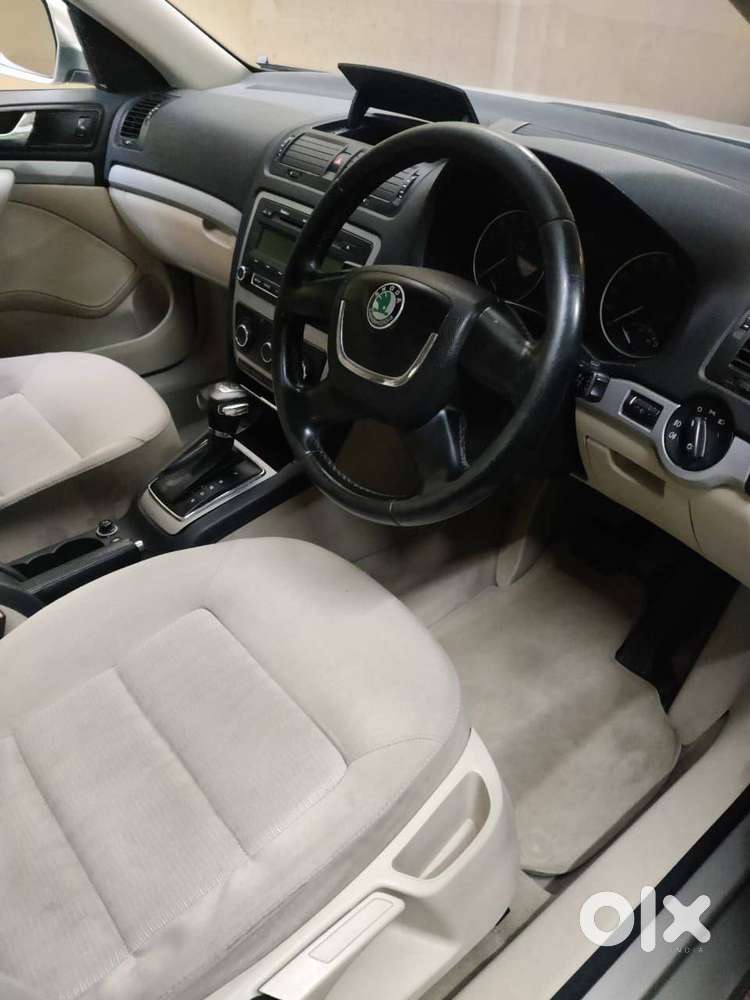 2010 Skoda Laura Ambiente Diesel Automatic
