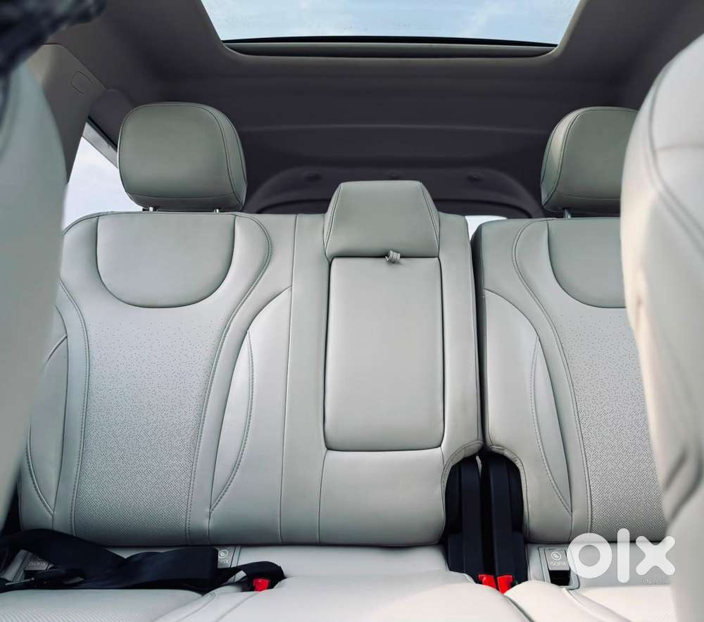 Mahindra Xuv700 Ax7 Awd, 2023, Diesel