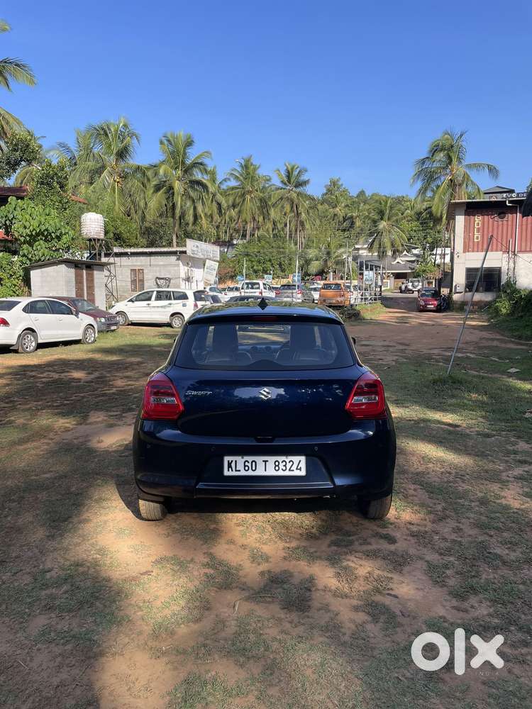 Maruti Suzuki Swift Vxi Optional, 2022, Petrol