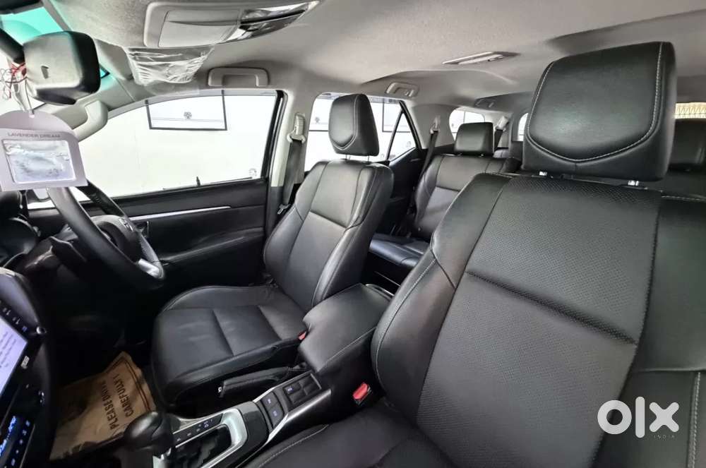 Toyota Fortuner 4x2 At 2.7 Petrol, 2022, Petrol