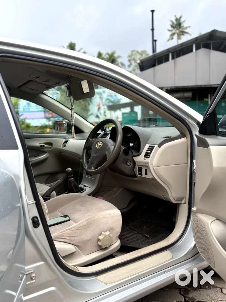 Toyota Corolla Altis  Og Kl 2010 Diesel Car