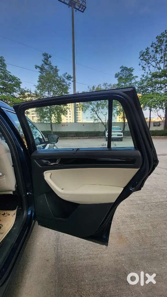 Škoda Kodiaq L&k (registered 2024) Immaculate Condition – Lava Blue