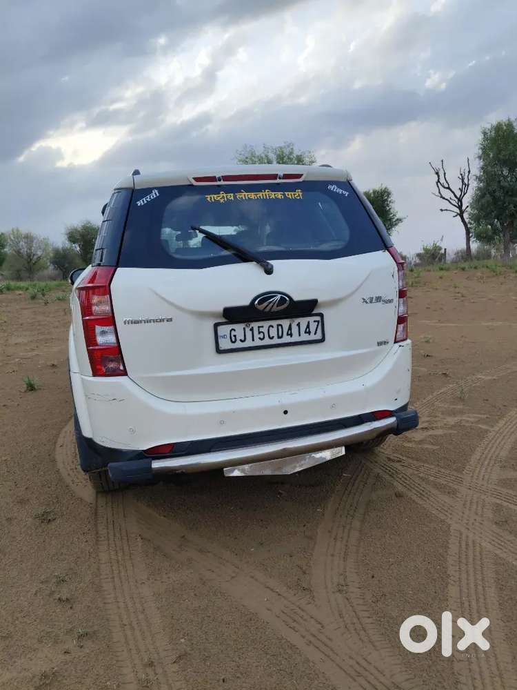 Mahindra Xuv500 2015