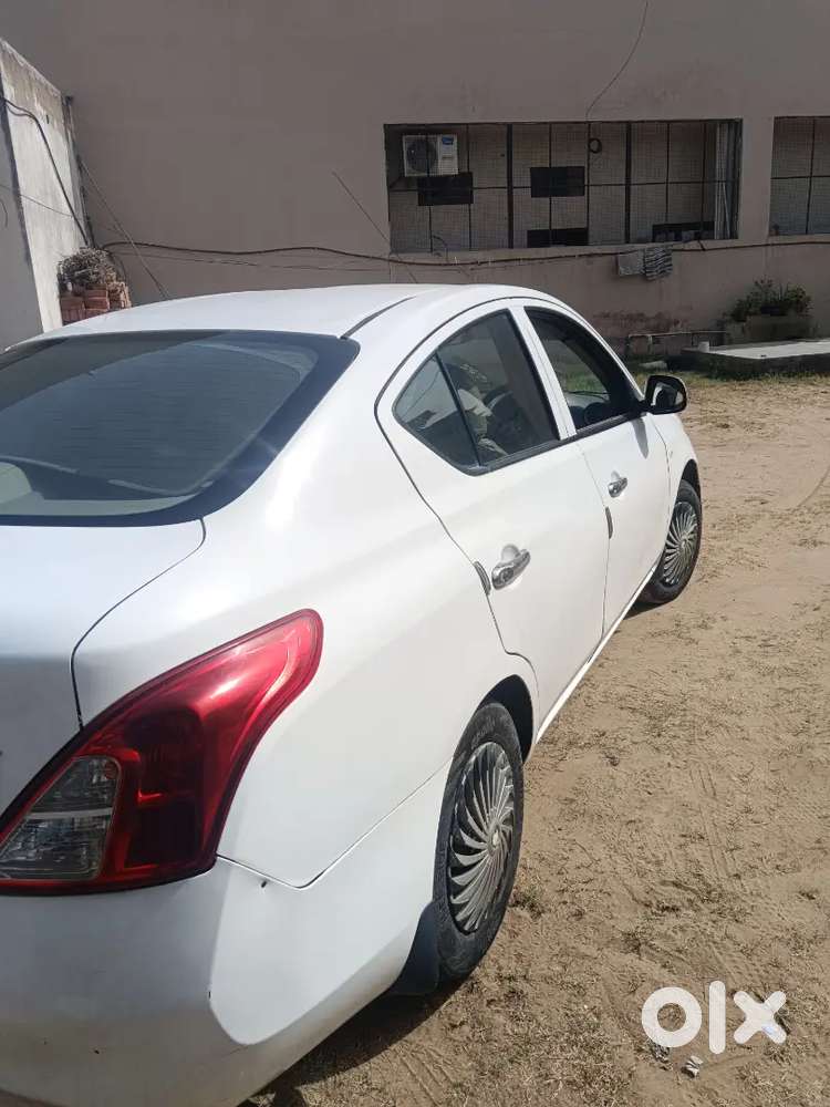 Nissan Sunny Diesel 2013