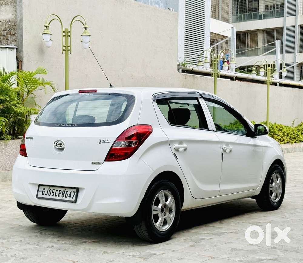 Hyundai I20 Sportz 1.2 Bs-iv, 2011, Petrol