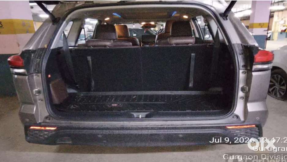 Toyota Innova Hycross, 2025, Petrol