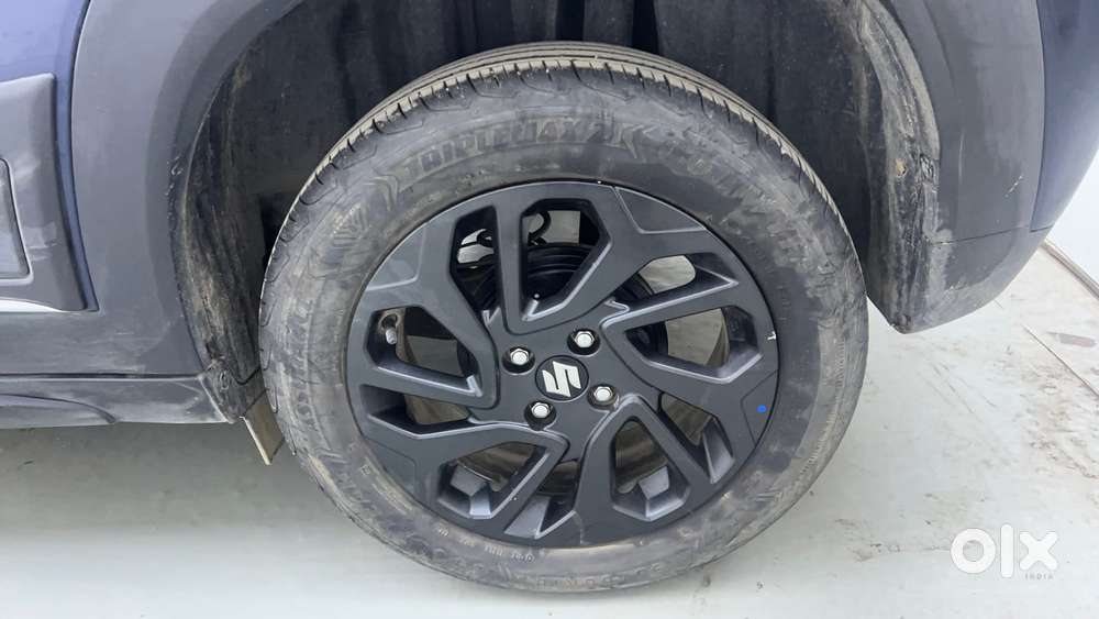 Maruti Suzuki Fronx Delta Plus 1.2l Ags, 2023, Petrol