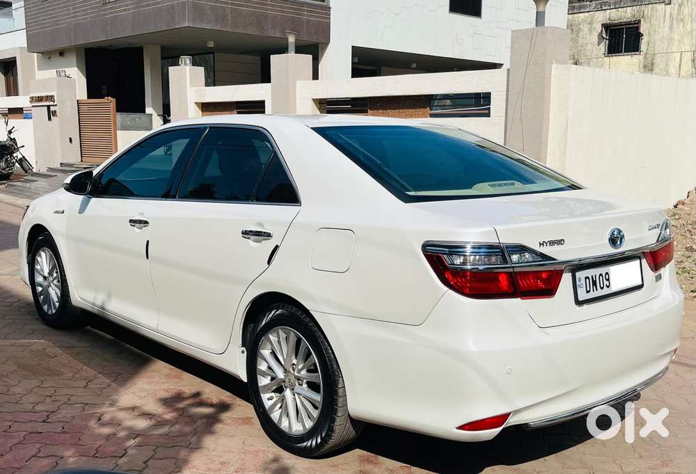 Toyota Camry Hybrid 2.5, 2015, Petrol