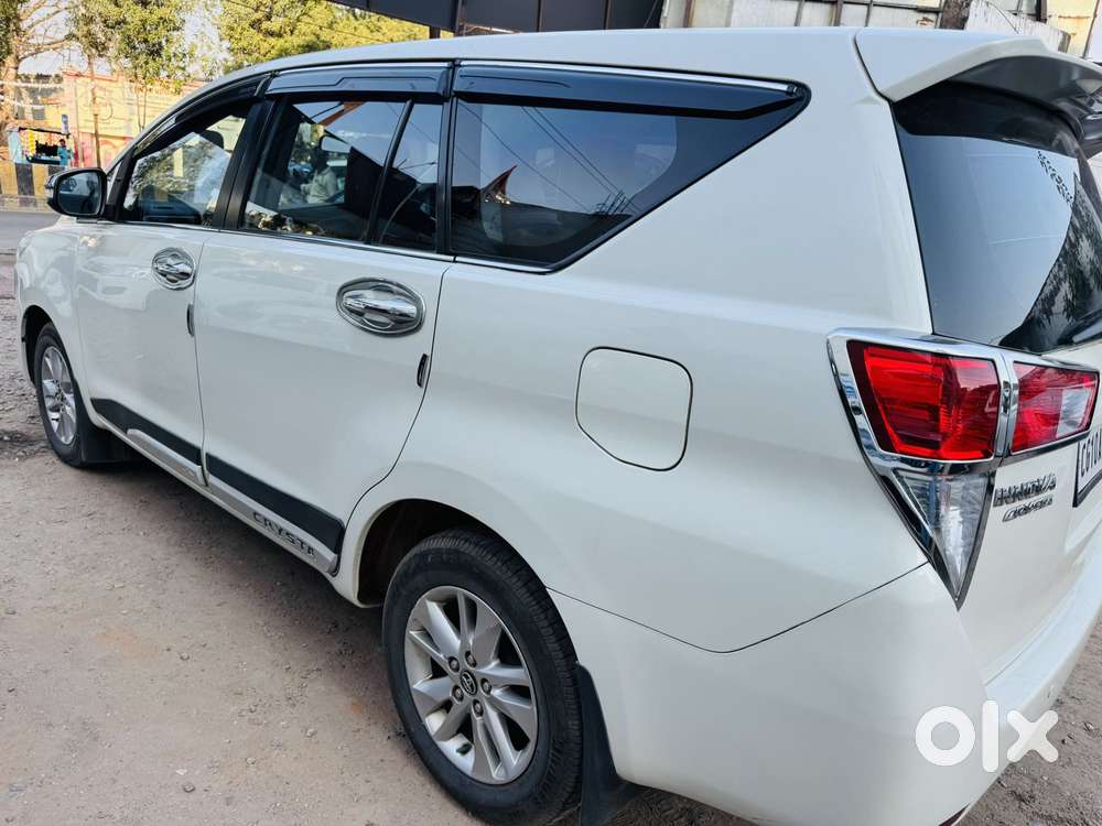 Toyota Innova Crysta