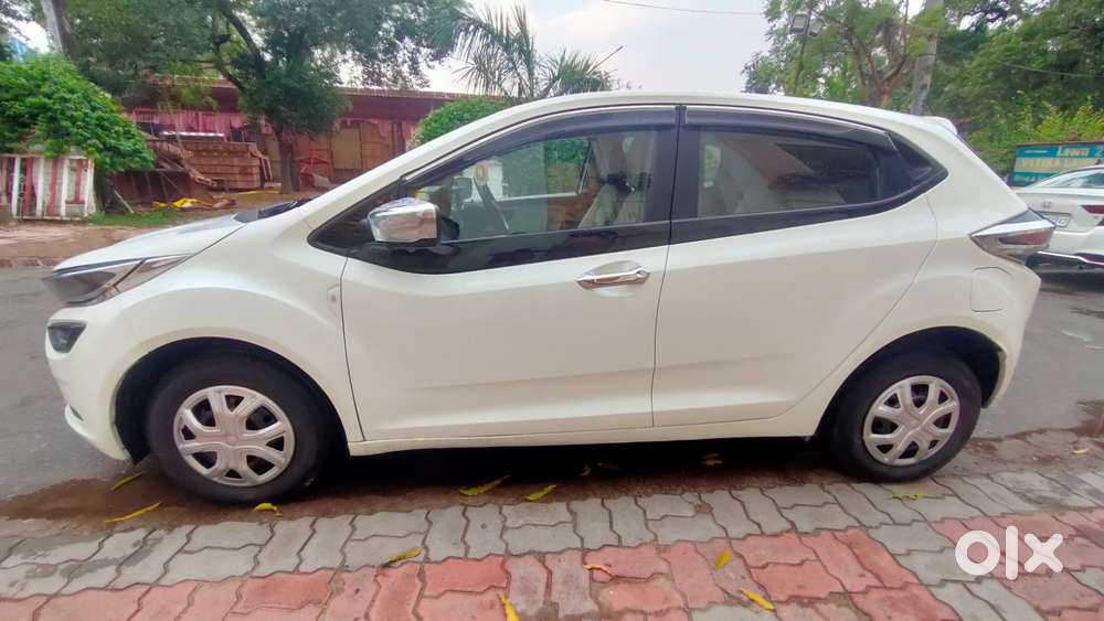 Tata Altroz, 2022, Diesel