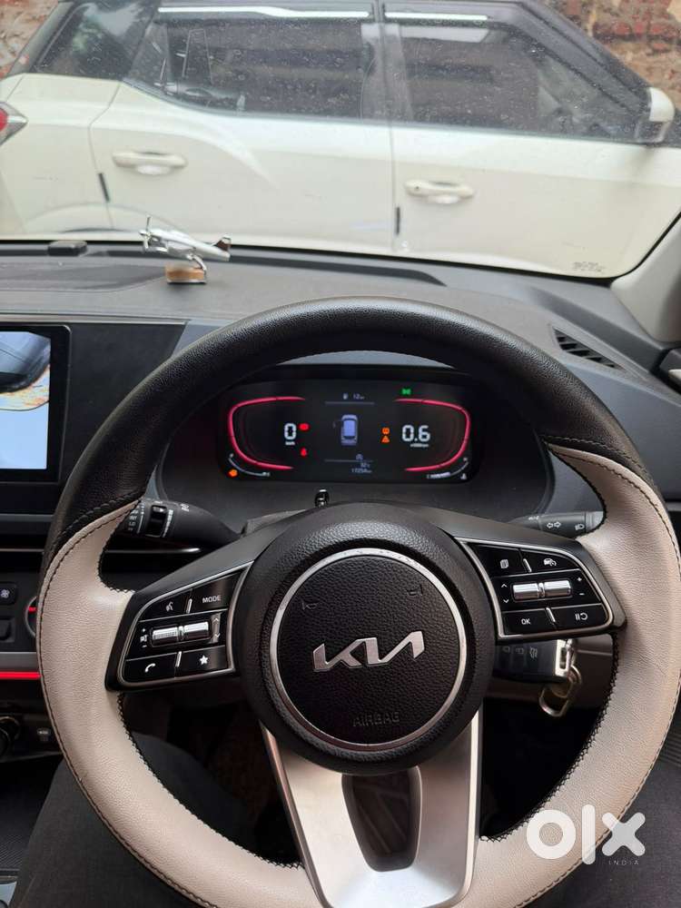 Kia Carens 1.5 Premium 7 Str, 2024, Petrol