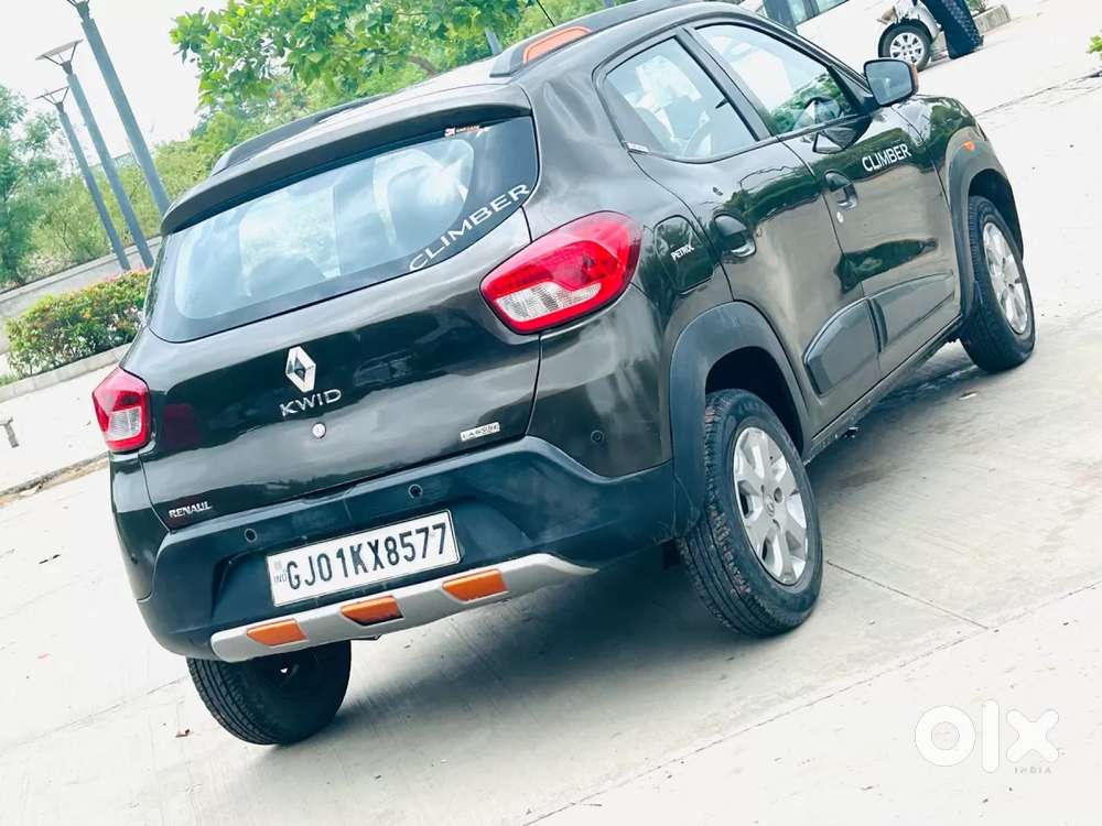 Renault Kwid 2019-ongoing 1.0 Rxt Amt (o), 2020, Petrol