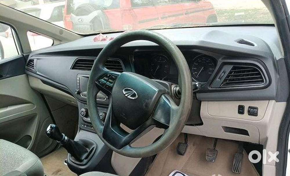 Mahindra Marazzo 1.5 M4 Plus 8 Str, 2023, Diesel