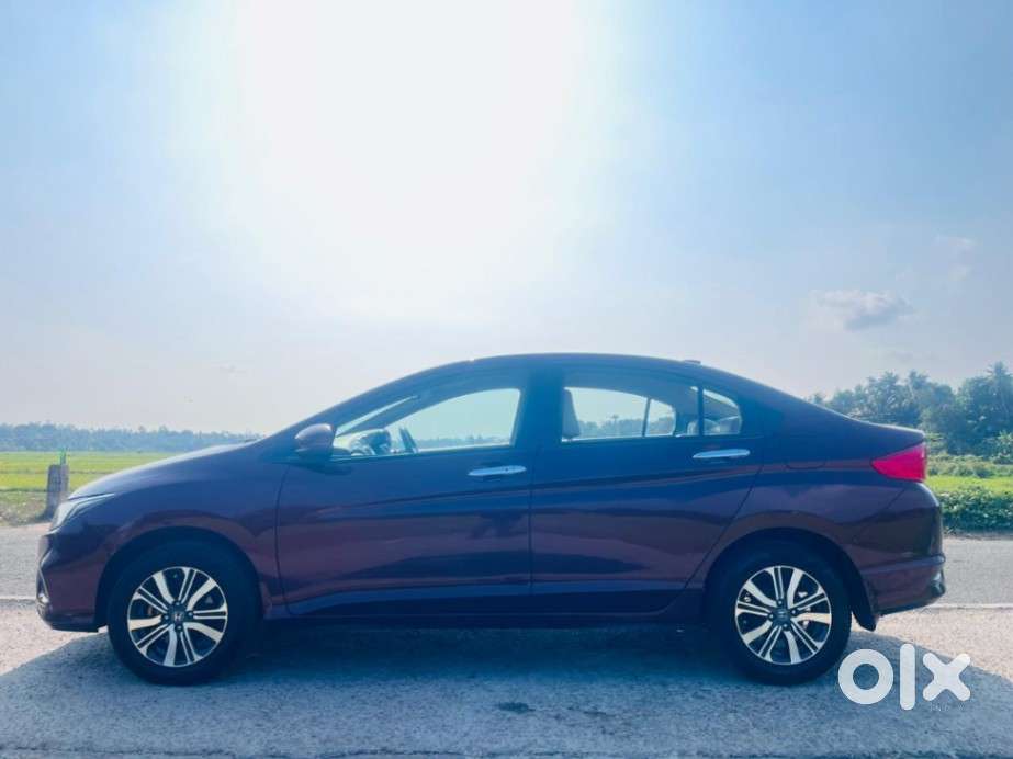 Honda City I-vtec V, 2018, Petrol