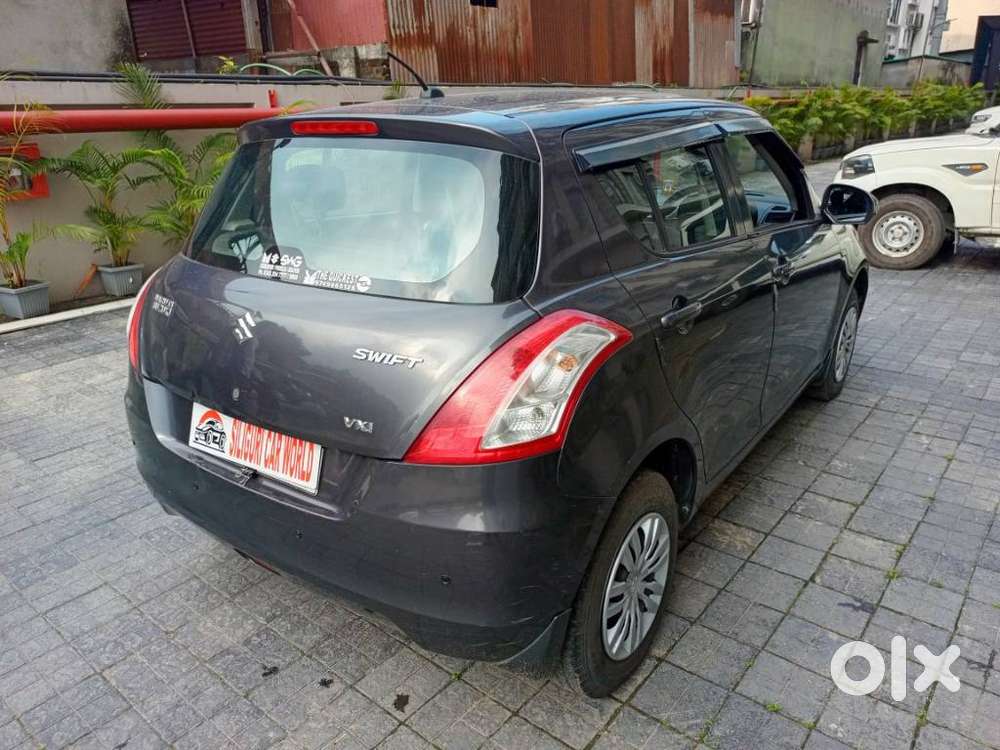 Maruti Suzuki Swift Vxi, 2015, Petrol