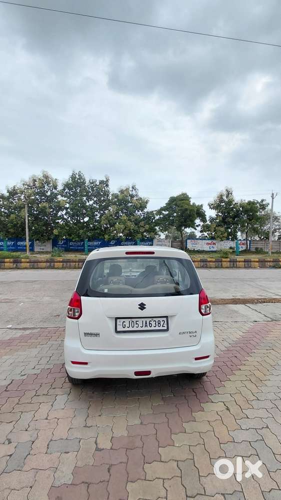 Maruti Suzuki Ertiga Vxi Abs, 2012, Cng & Hybrids