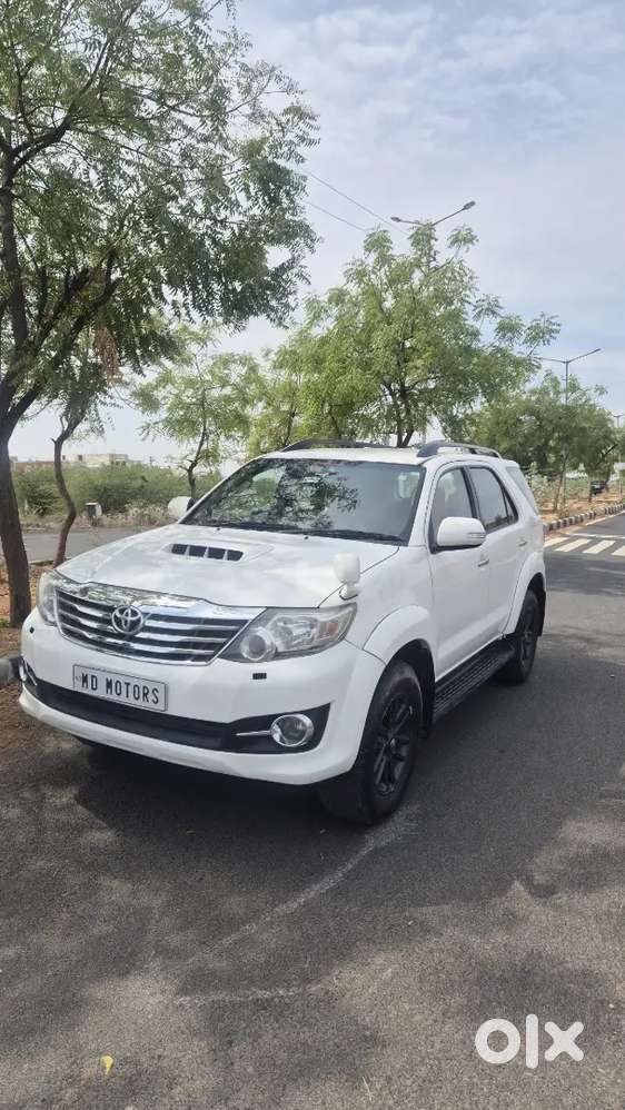 Toyota Fortuner 2015 Diesel 172000 Km Driven