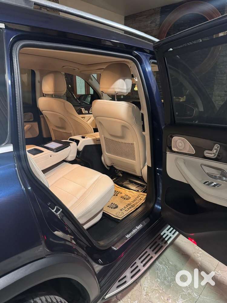 Mercedes Gls 400d 2021  Navy Blue  Excellent Condition  Luxury Suv