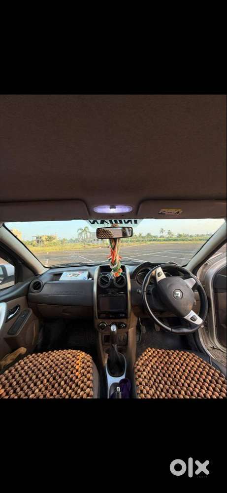 Good Condition Well Maintained 2017 Model Diesel Duster Car For Sale