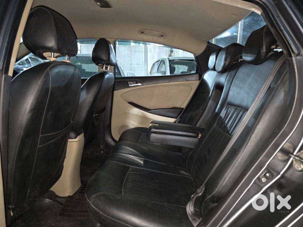 Hyundai Fluidic Verna 1.6 Vtvt Sx, 2012, Petrol