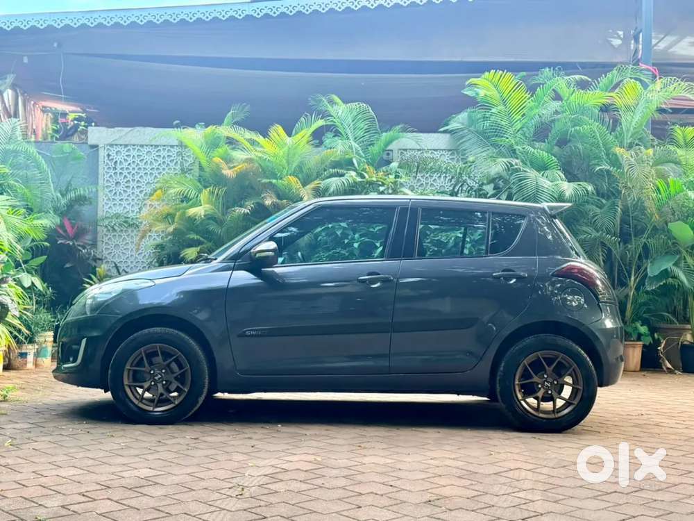 Maruti Suzuki Swift Vxi, 2017, Petrol