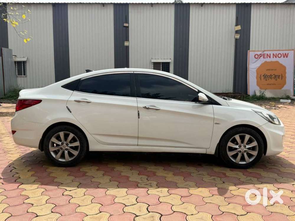Hyundai Verna Fluidic 1.6 Crdi Sx Opt, 2013, Diesel
