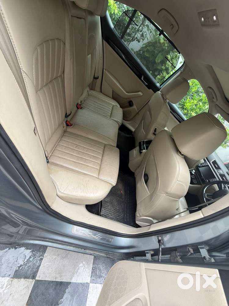 Skoda Superb 2017 Petrol Well Maintained