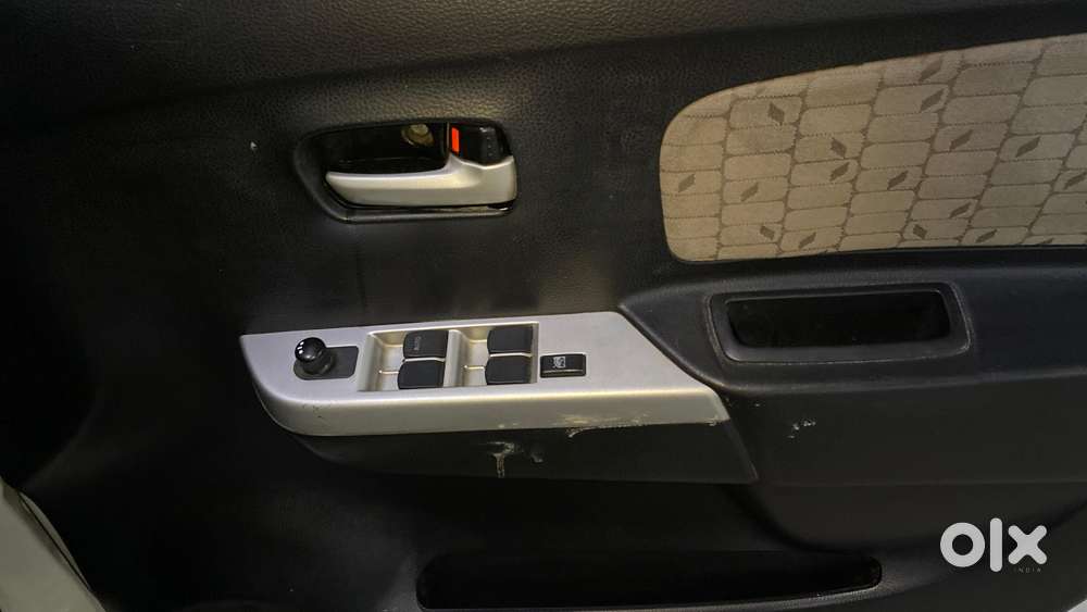 Maruti Suzuki Wagon R 1.0 2015-2019 Vxi Amt, 2015, Petrol