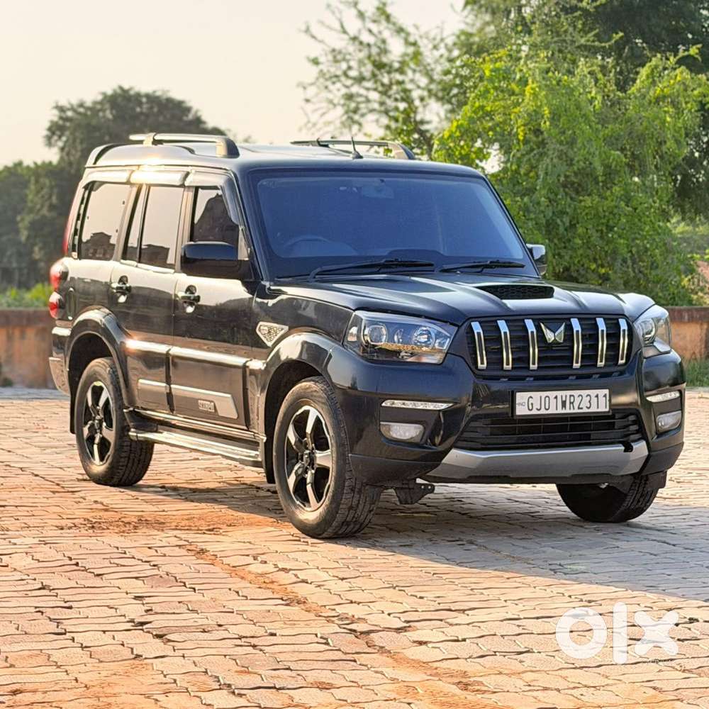 Mahindra Scorpio Classic 2.2 S 11 Mt 7 Str, 2024, Diesel