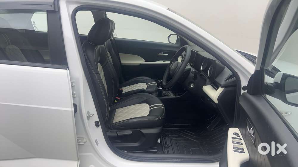 Hyundai Verna Ex 1.5 Petrol Mt, 2025, Petrol