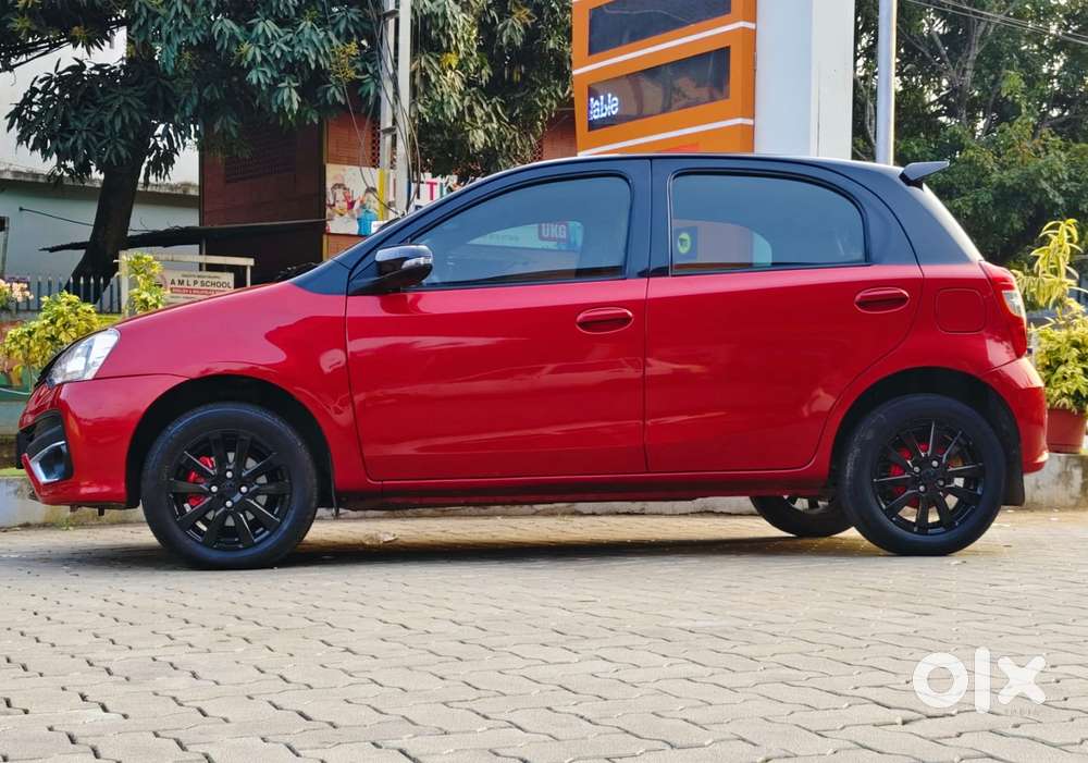 Toyota Etios Liva 1.4 Vd Dual Tone, 2017