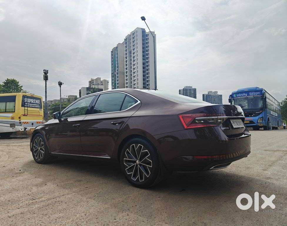 Skoda Superb 2.0 Tsi At L&k, 2024, Petrol