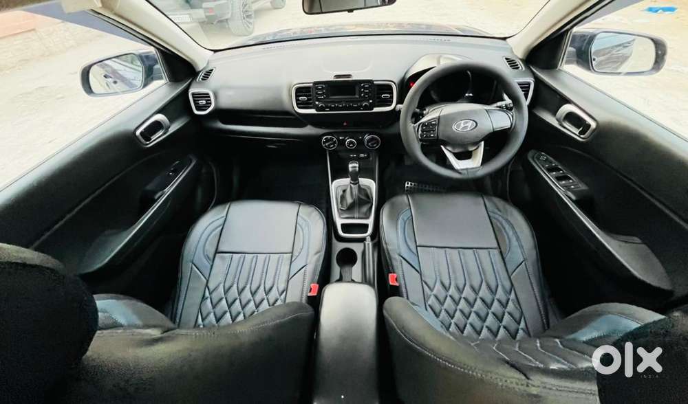 Hyundai Venue S 1.2 Petrol, 2022, Petrol