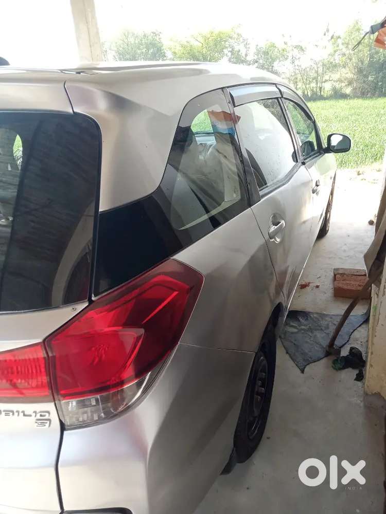 Honda Mobilio 2015 Diesel 79000 Km Driven