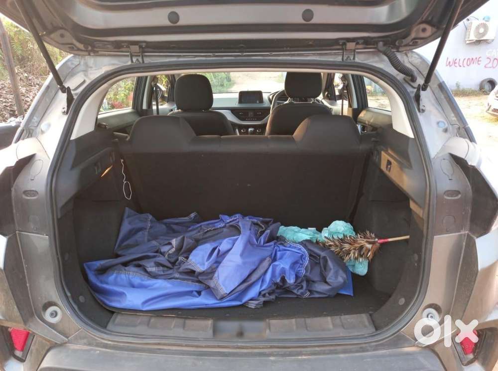 Tata Nexon 1.5 Revotorq Xz, 2022, Petrol