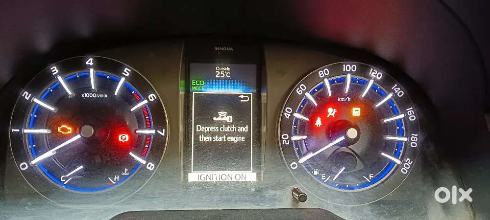 Toyota Innova Crysta 2022 Petrol 70000 Km Driven