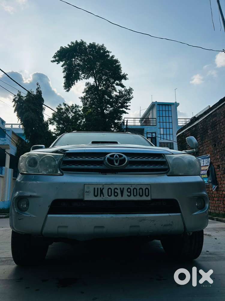 Toyota Fortuner Diesel 2011