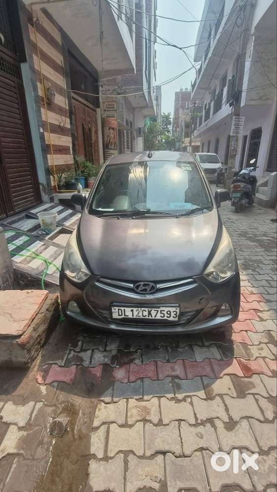 Hyundai Eon Era+ 2017 Model With Petrol & Cng.