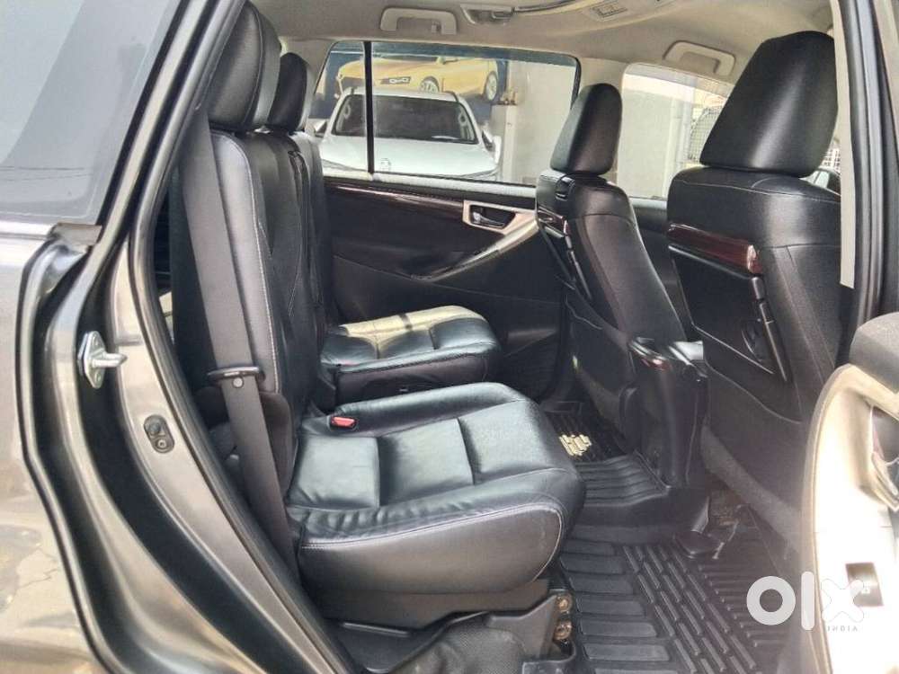 Toyota Innova Crysta Zx 2.4 Diesel 7 Seater, 2016, Diesel